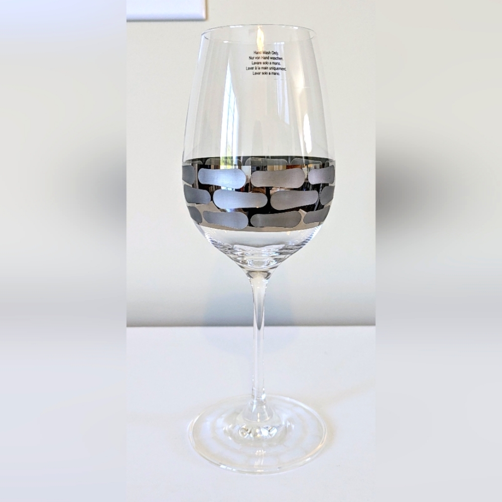 Michael Wainwright Truro platinum wine glass